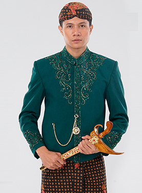 Beskap Orangtua Adat Jawa